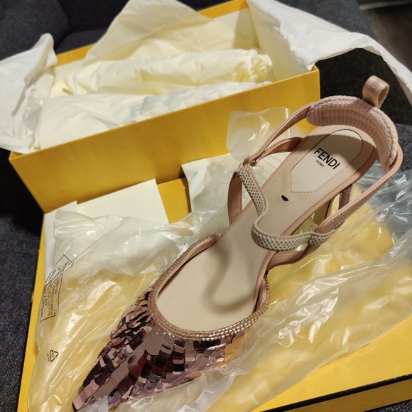 Brand New Fendi Colibrì Lite, size 38.5, Pink Sequin - Picture 6 of 10